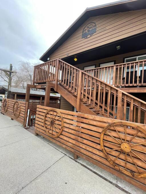 Parkway Yellowstone Riverside Studio #6 Gardiner Exterior foto